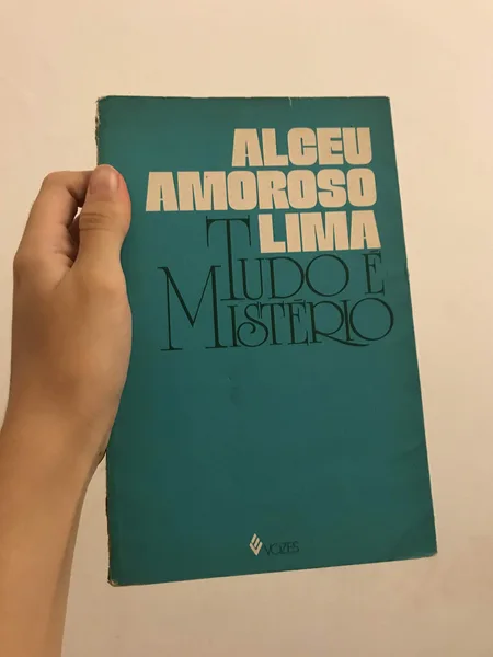 Tudo é Mistério