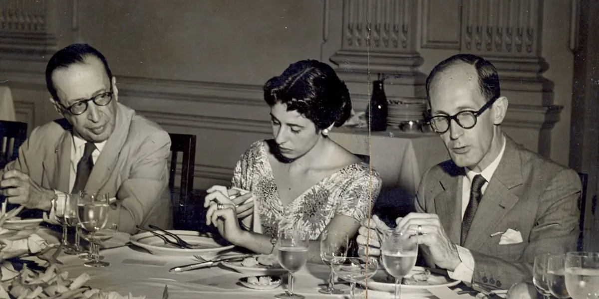Imagem de capa do perfil de Carlos Drummond de Andrade