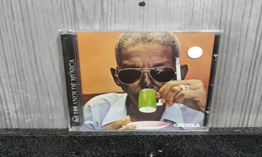 Imagem promocional do produto Verde Que Te Quero Rosa (álbum de 1977)