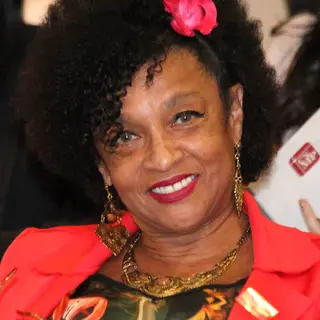 Elisa Lucinda