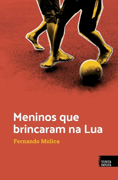 Meninos que brincaram na Lua