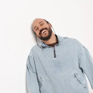 Foto ilustrativa do produtor Gabriel o Pensador