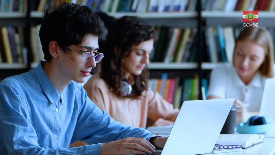 Universidade Gratuita