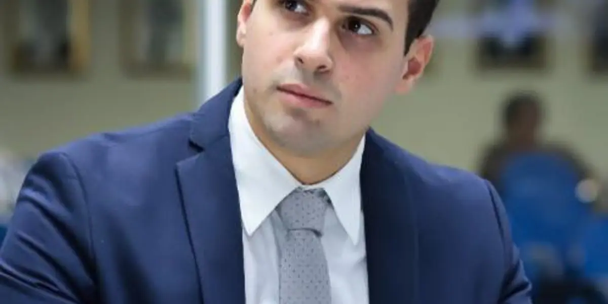 Imagem de capa do perfil de Lucas Ribeiro