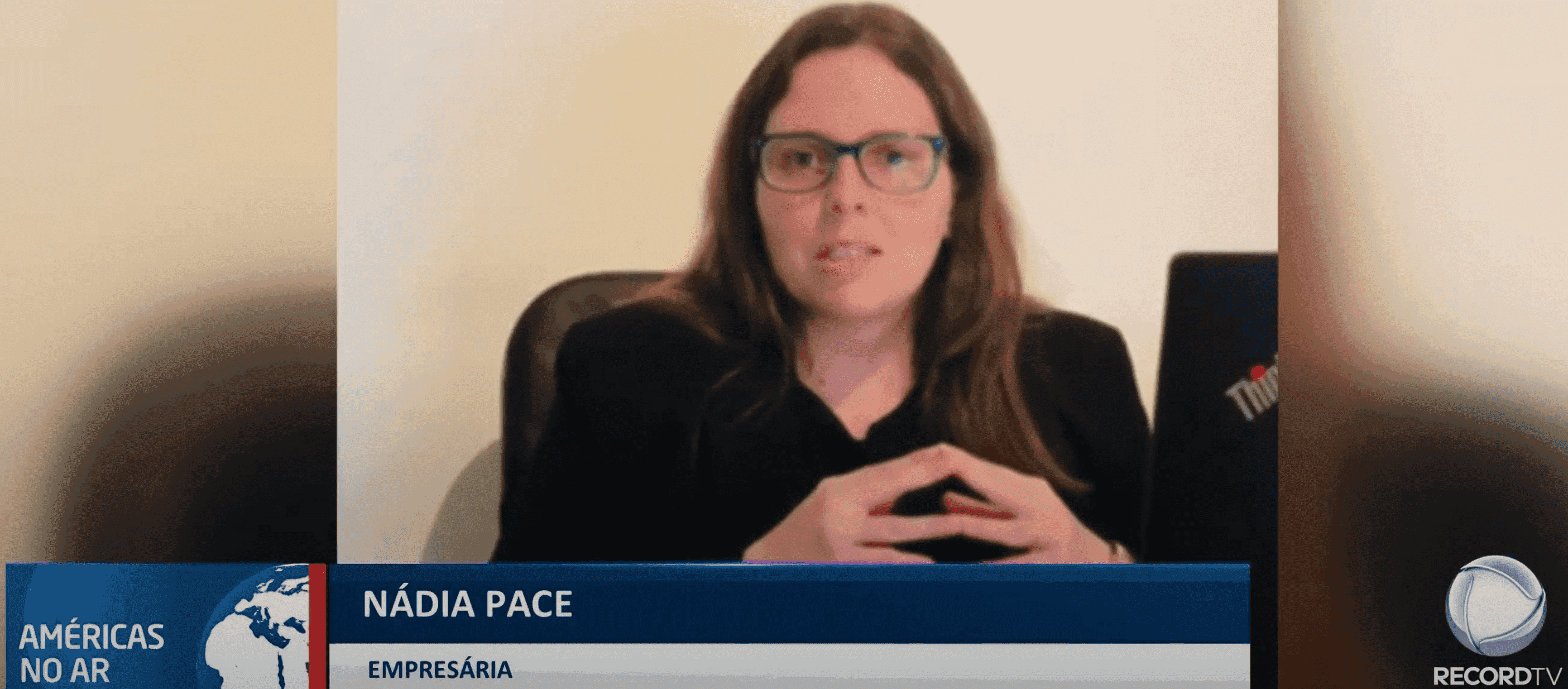 Capa oficial de perfil de Nádia Pace