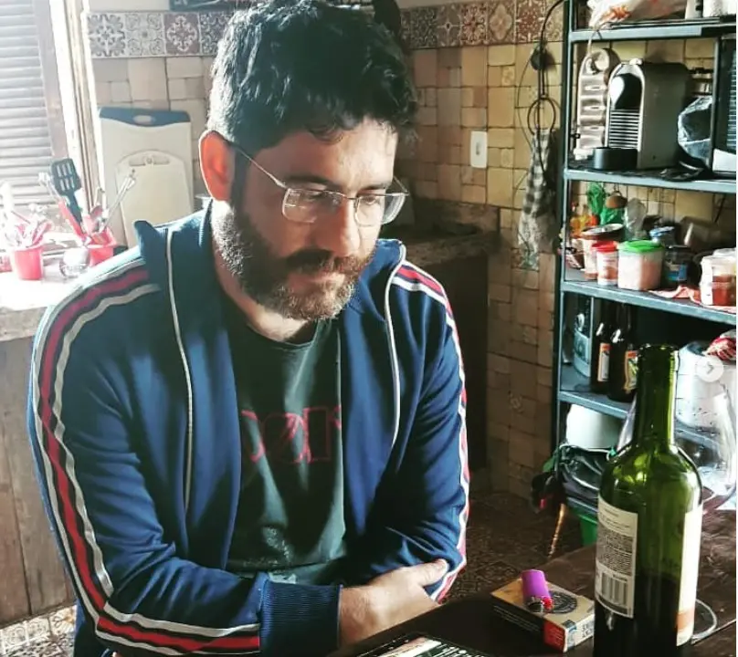 Imagem de capa do perfil de Robert de Andrade